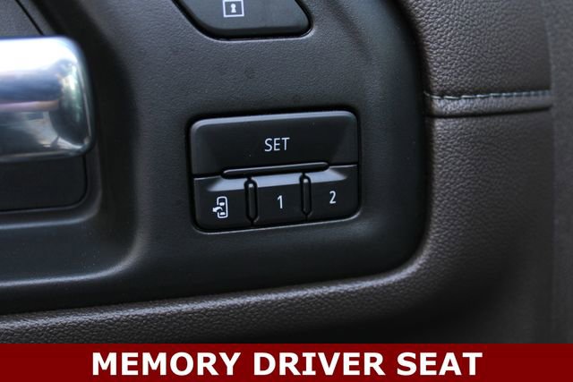 Used 2023 GMC Sierra 2500 Denali w/ Technology Package AWD/4WD image 4