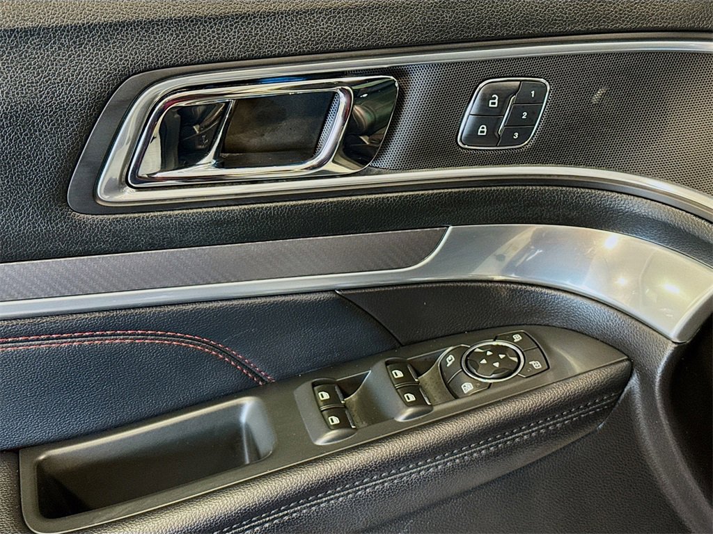 Certified 2017 Ford Explorer Sport w/ Equipment Group 401A image 16