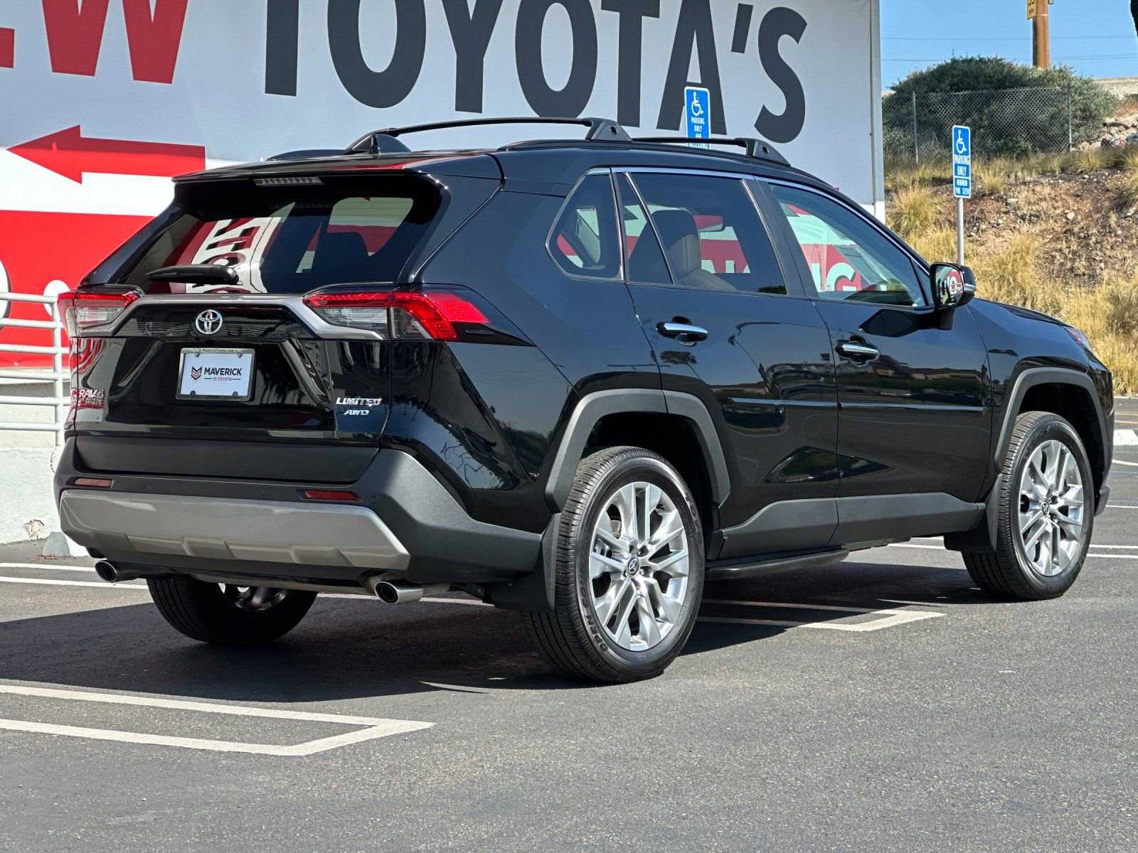 Used 2025 Toyota RAV4 Limited w/ Weather Package AWD/4WD image 5