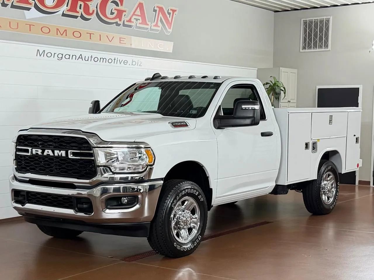 Used 2023 RAM 2500 Tradesman AWD/4WD image 8