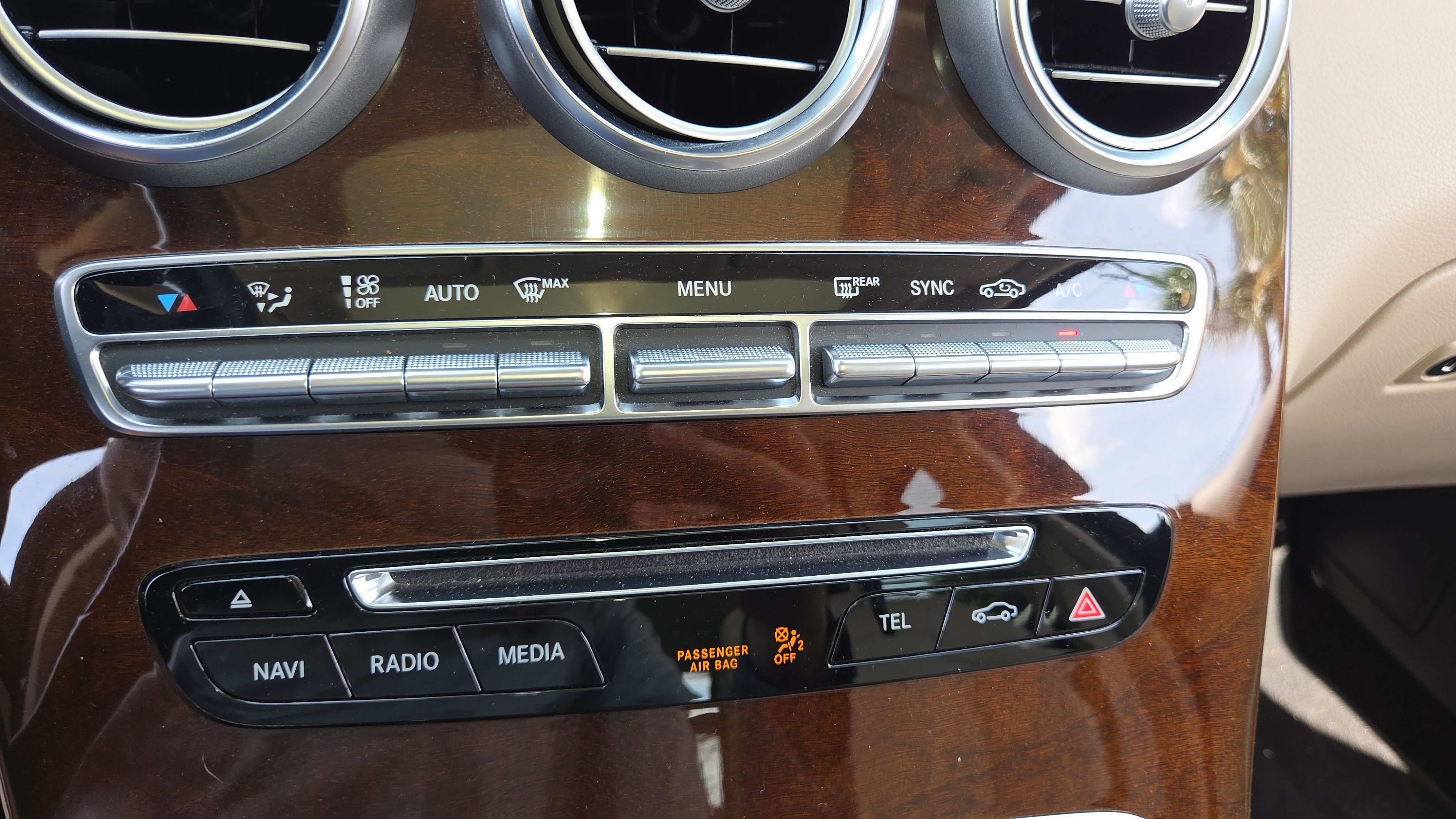 Used 2017 Mercedes-Benz GLC 300 image 29