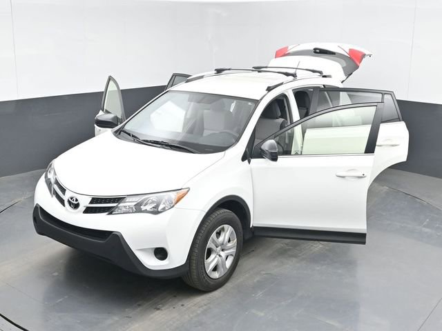 Used 2015 Toyota RAV4 LE AWD/4WD image 47