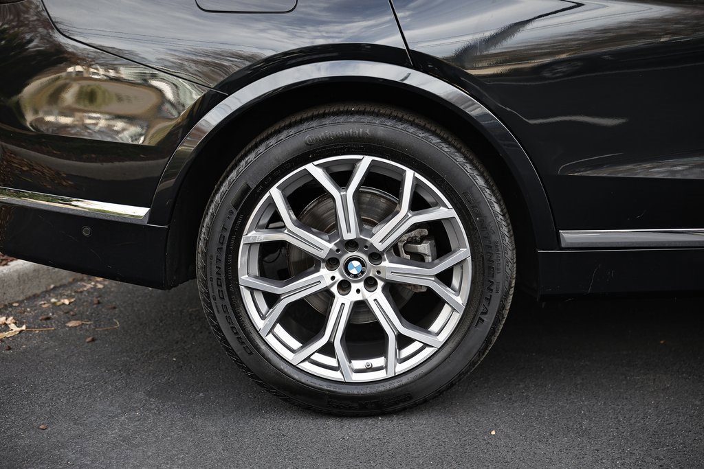 Used 2023 BMW X7 xDrive40i image 6