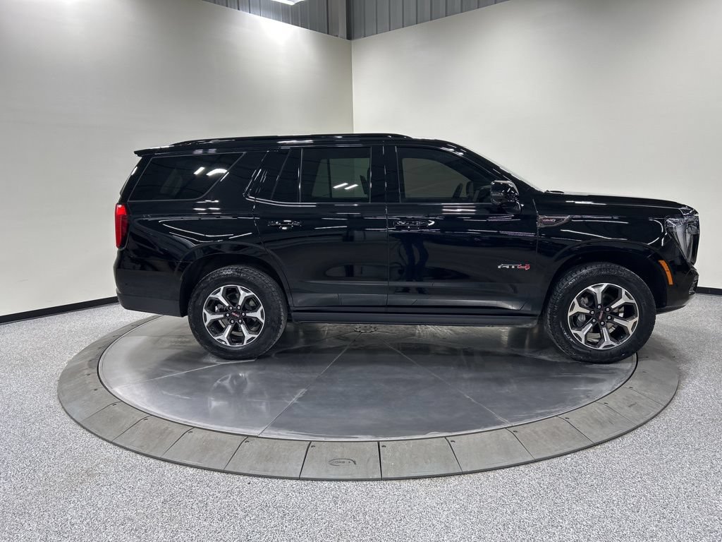 Used 2025 GMC Yukon AT4 Ultimate AWD/4WD image 5