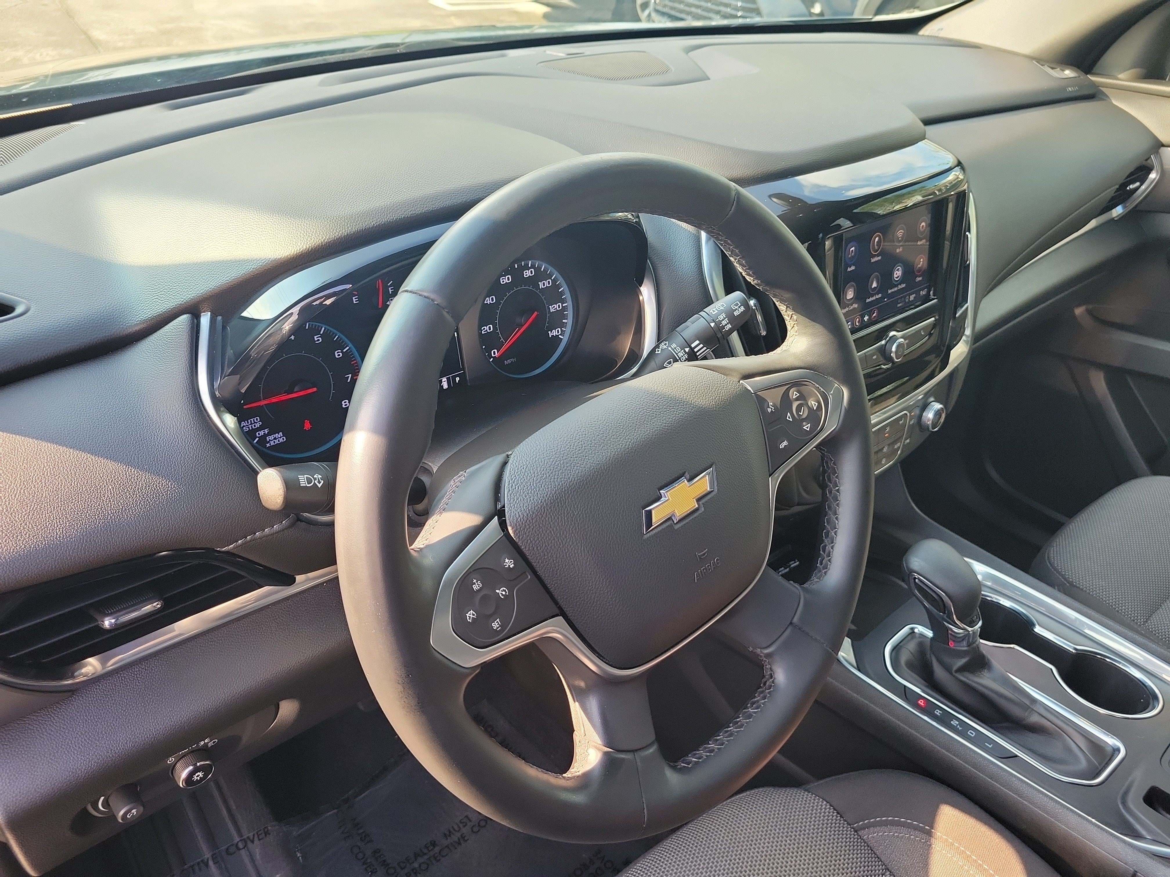 Used 2023 Chevrolet Traverse LT FWD image 25