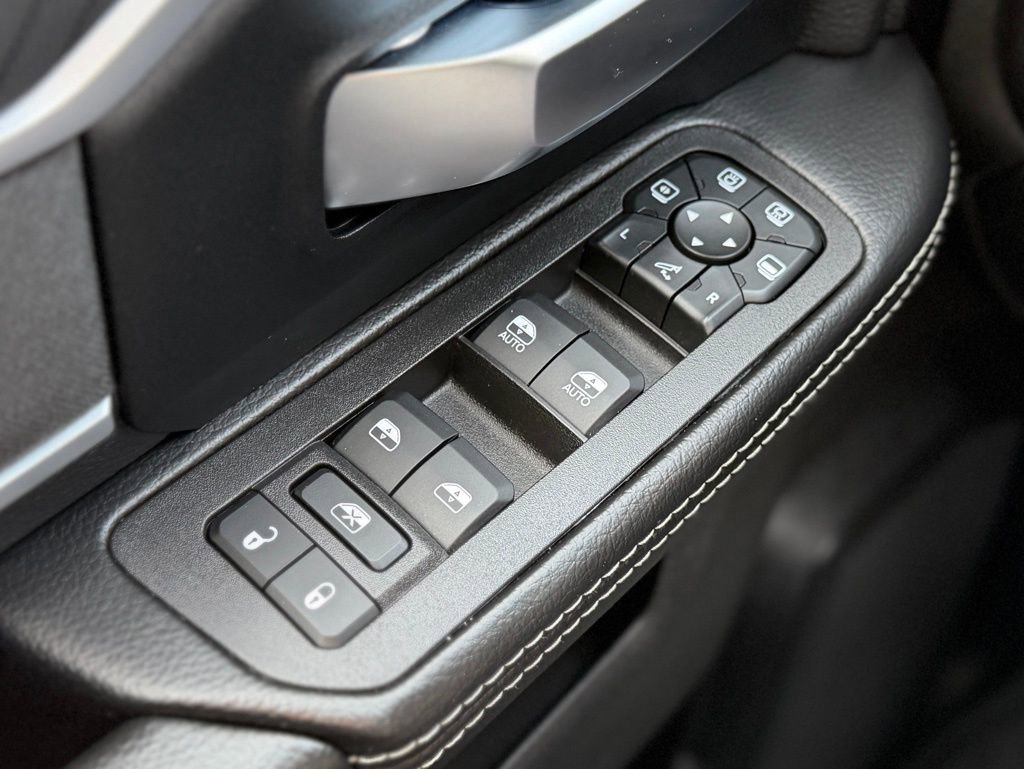 New 2026 RAM 2500 Big Horn image 24