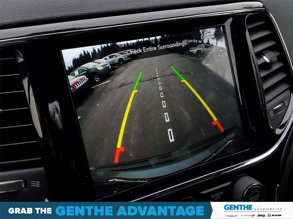 Used 2021 Jeep Grand Cherokee Laredo X image 18