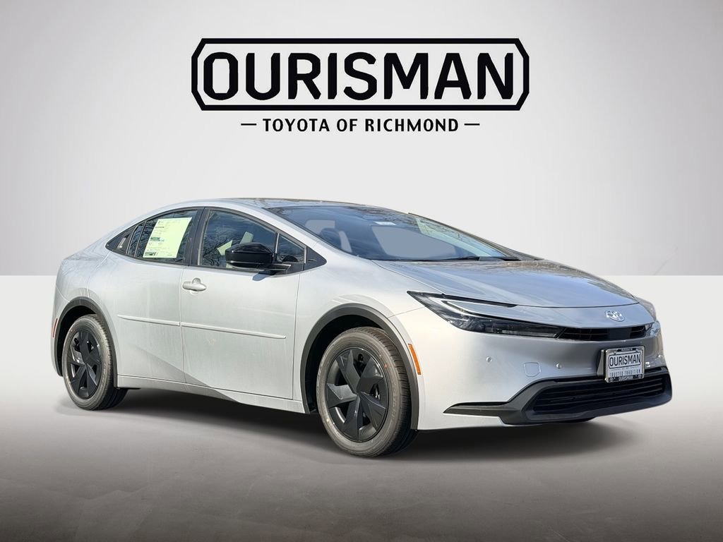 Used 2026 Toyota Prius LE image 1
