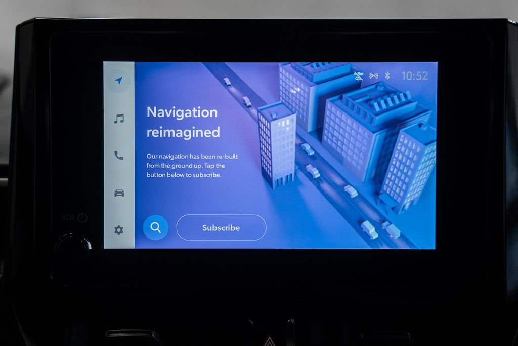 Used 2024 Toyota Corolla SE w/ SE Convenience Package image 18