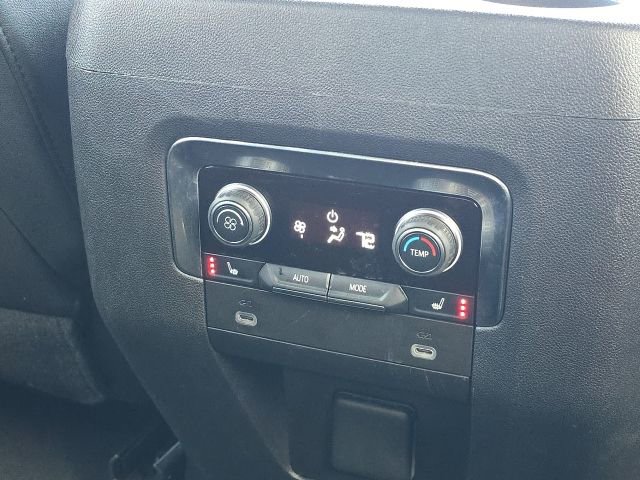 Used 2023 Chevrolet Tahoe Z71 w/ Luxury Package AWD/4WD image 18