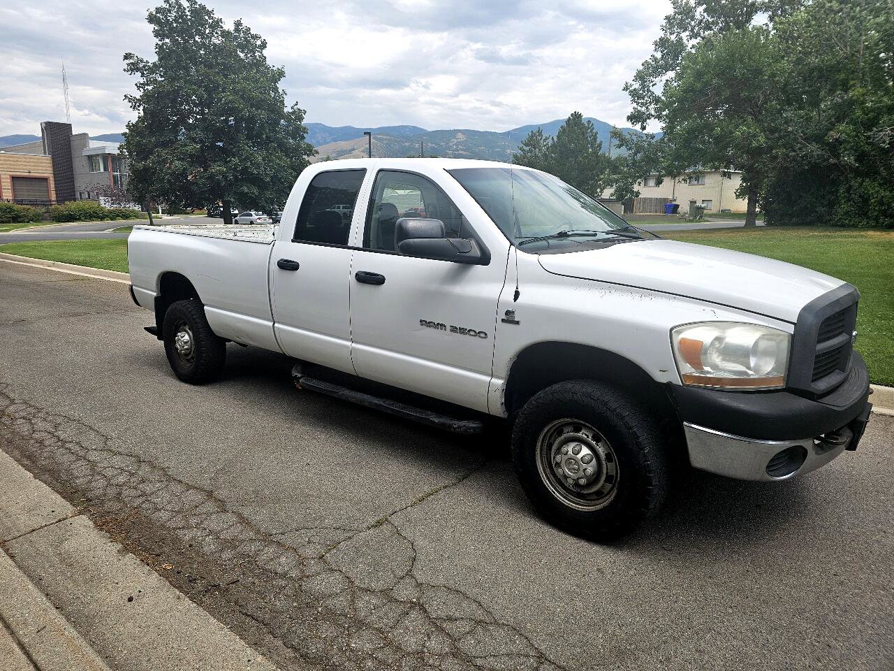 Used 2006 Dodge Ram 2500 Truck ST w/ Trailer Tow Group image 3