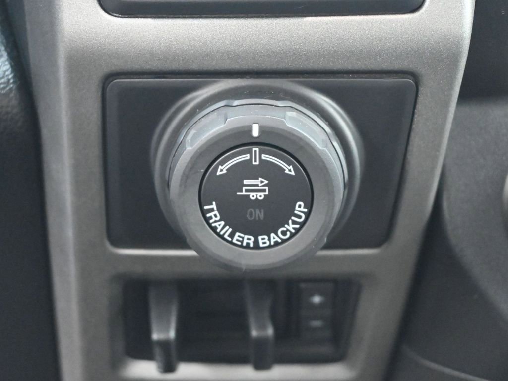 Used 2020 Ford F150 Raptor w/ Equipment Group 802A Luxury image 22