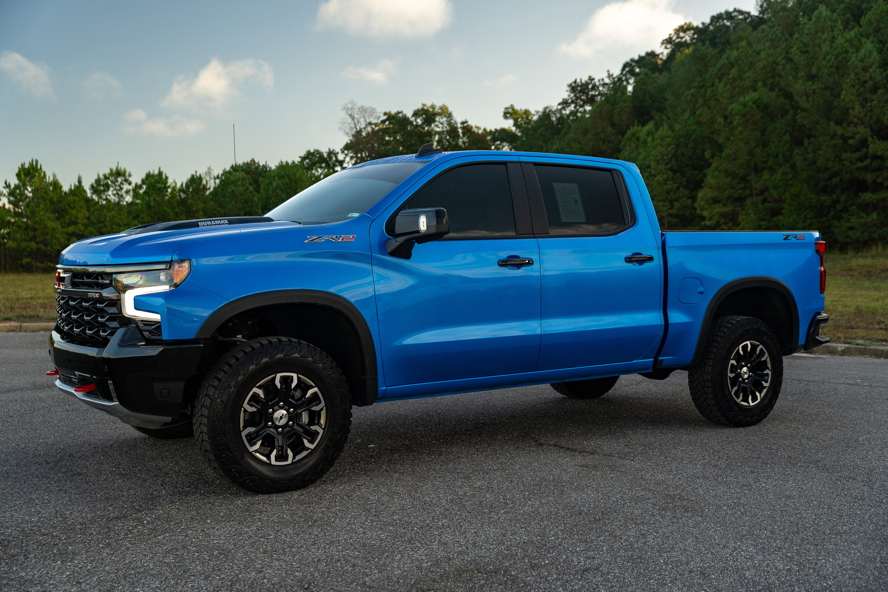 Used 2025 Chevrolet Silverado 1500 ZR2 AWD/4WD image 5