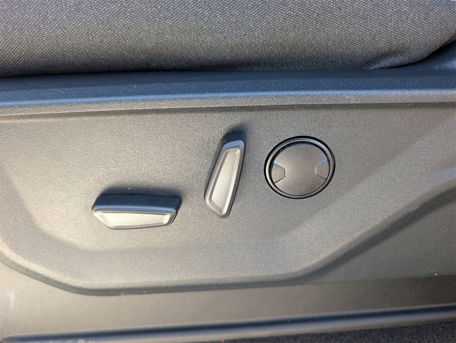 New 2026 Ford F150 XLT w/ Equipment Group 302A MID image 15