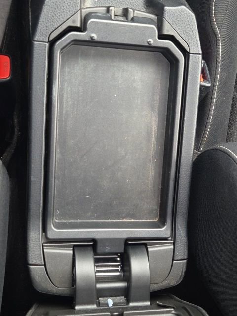 Used 2016 Toyota RAV4 XLE AWD/4WD image 34