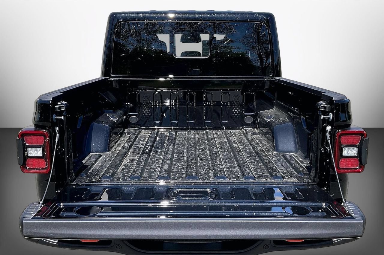 New 2026 Jeep Gladiator Mojave AWD/4WD image 21