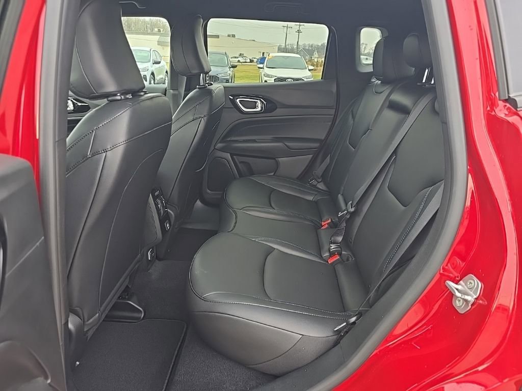 New 2026 Jeep Compass Limited image 18