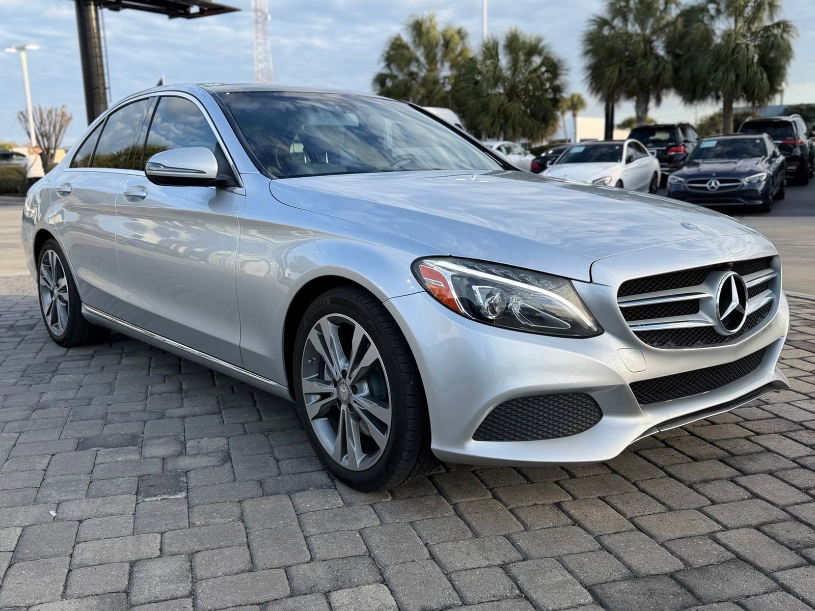 Used 2017 Mercedes-Benz C 300 Sedan image 7