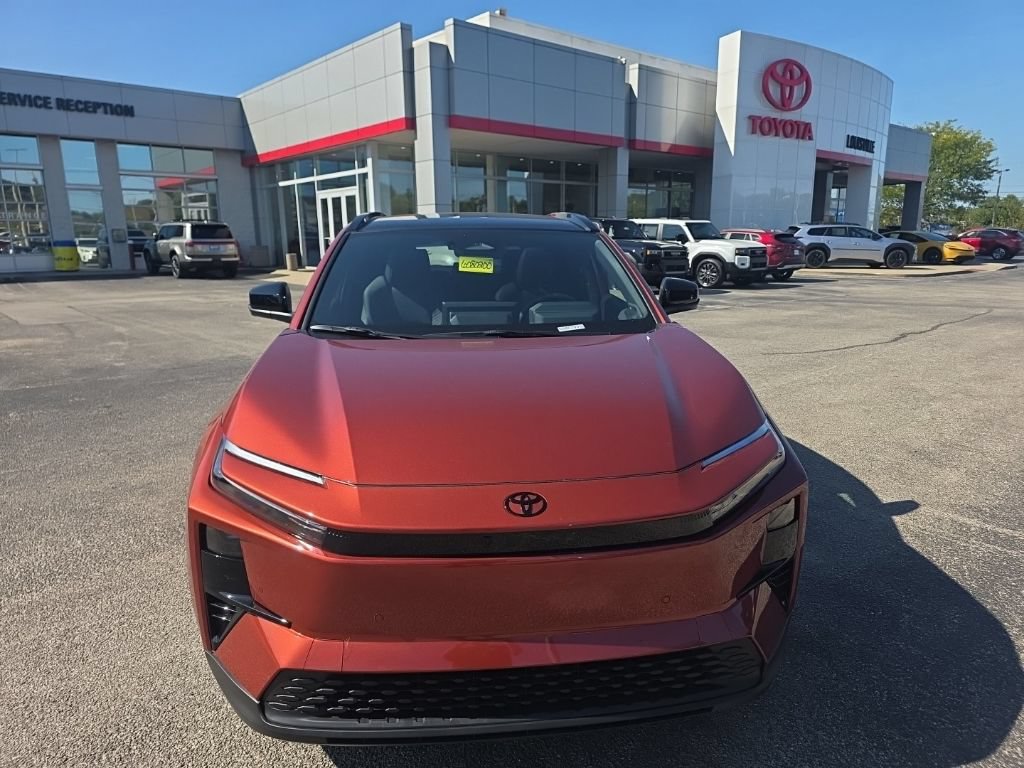 New 2026 Toyota C-HR AWD/4WD image 3