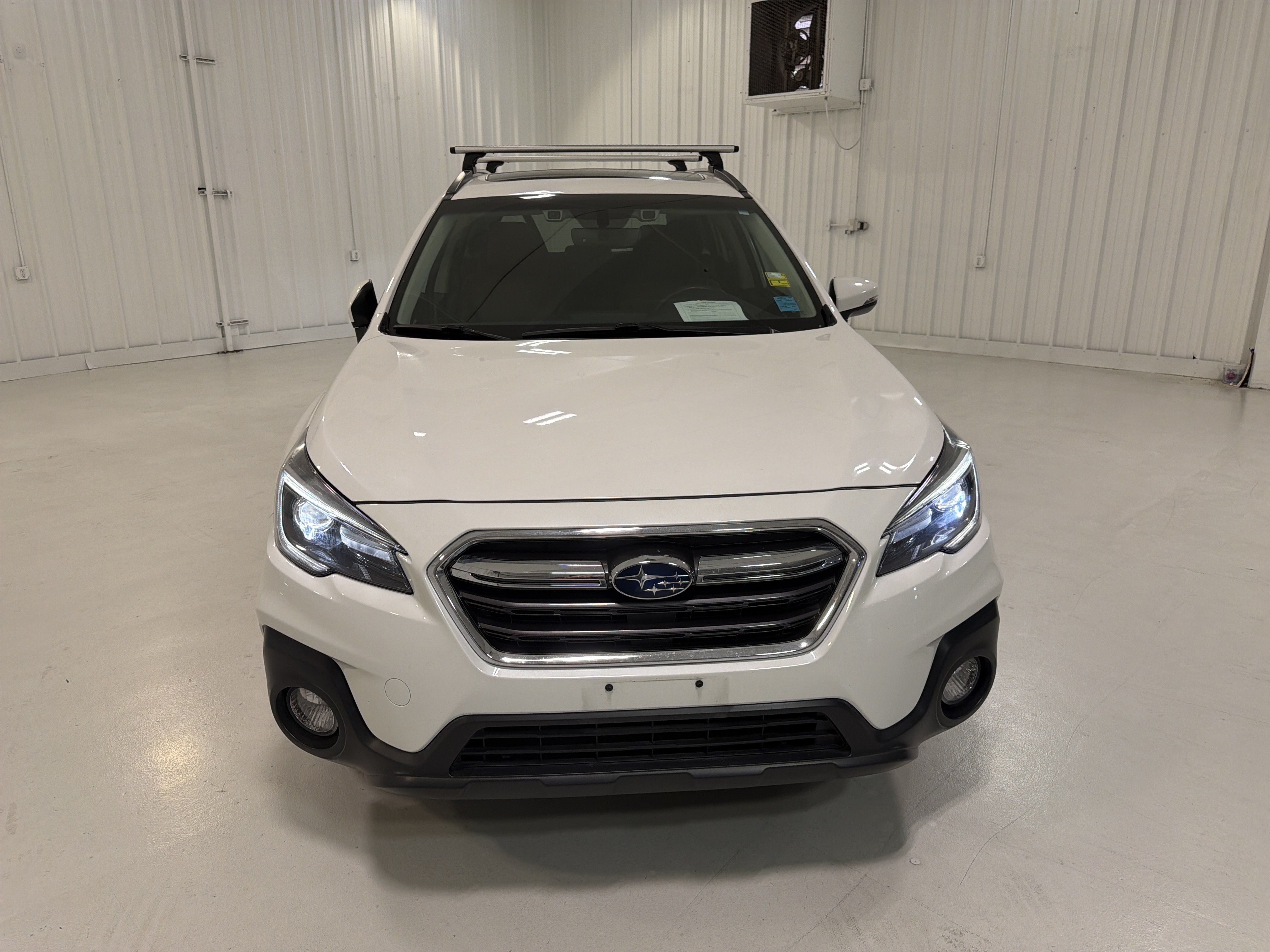 Used 2019 Subaru Outback 2.5i Touring AWD/4WD image 8