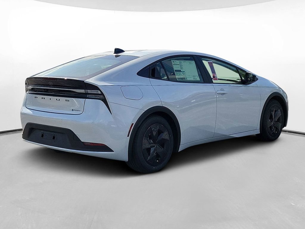 New 2026 Toyota Prius Plug-In Hybrid image 4