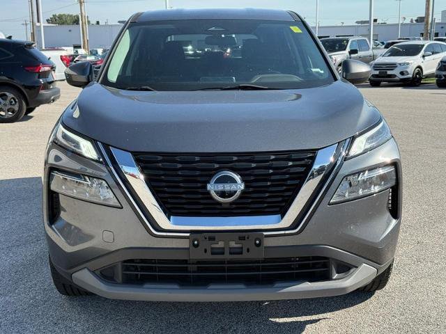 Used 2023 Nissan Rogue SV image 9