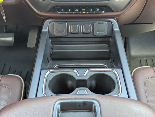 Used 2015 Chevrolet Silverado 2500 High Country w/ Duramax Plus Package AWD/4WD image 19