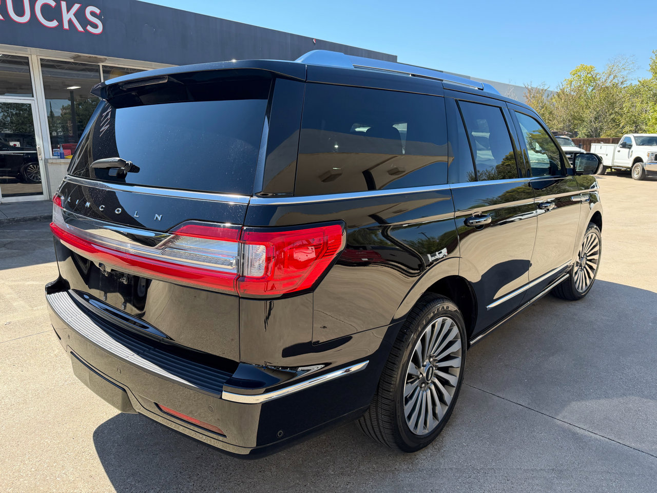 Used 2020 Lincoln Navigator Reserve w/ Luxury Package image 5