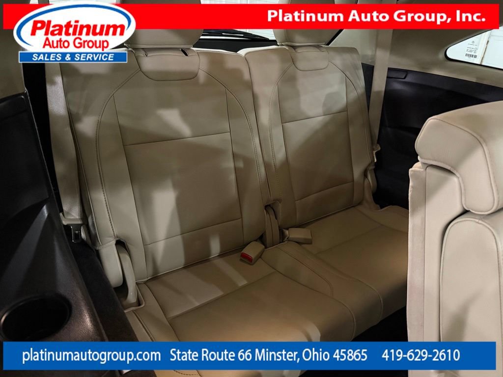 Used 2020 Acura MDX FWD image 37