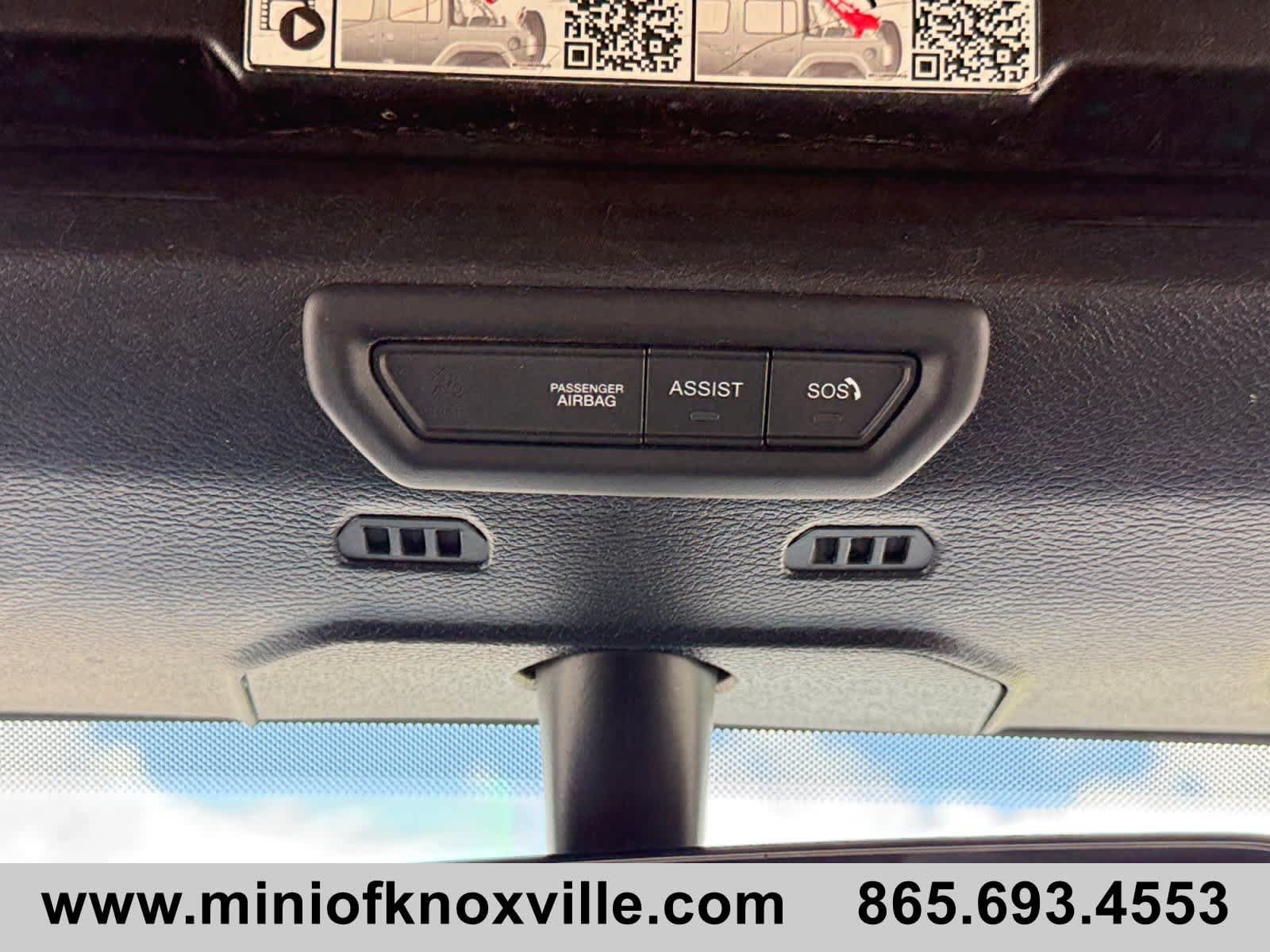 Used 2022 Jeep Wrangler Unlimited Rubicon AWD/4WD image 32