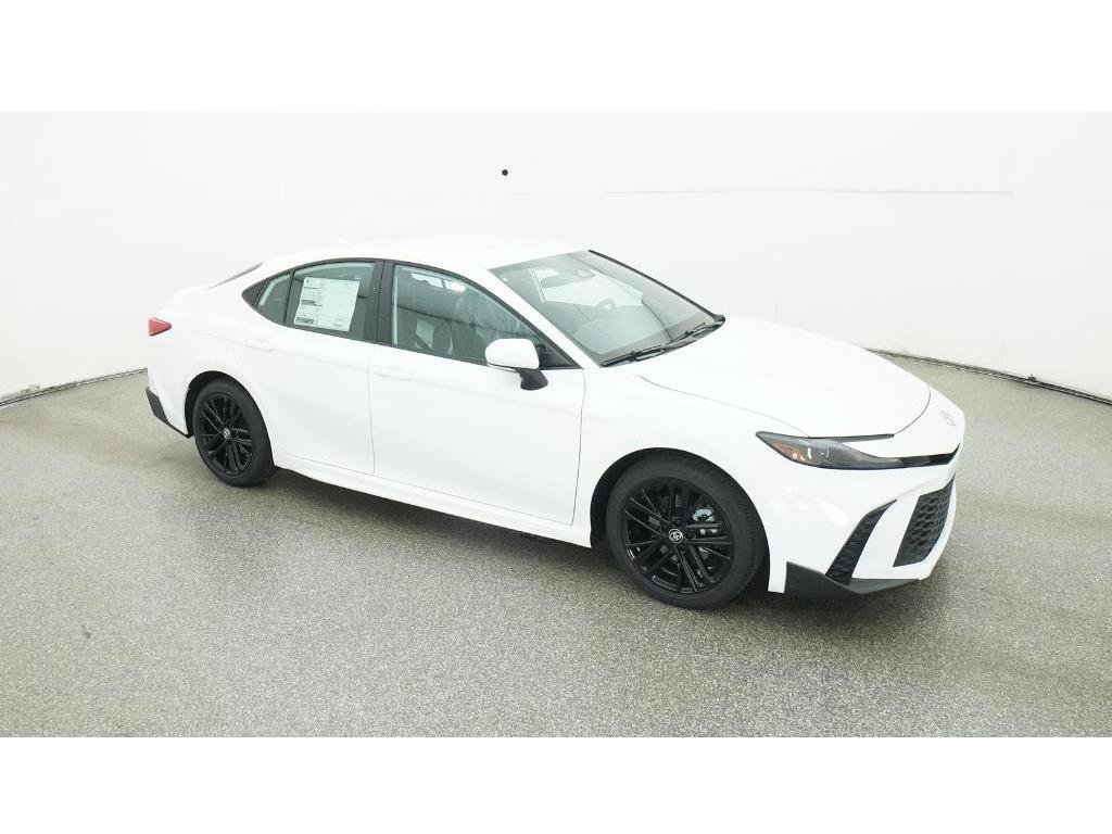 Used 2025 Toyota Camry SE FWD image 15