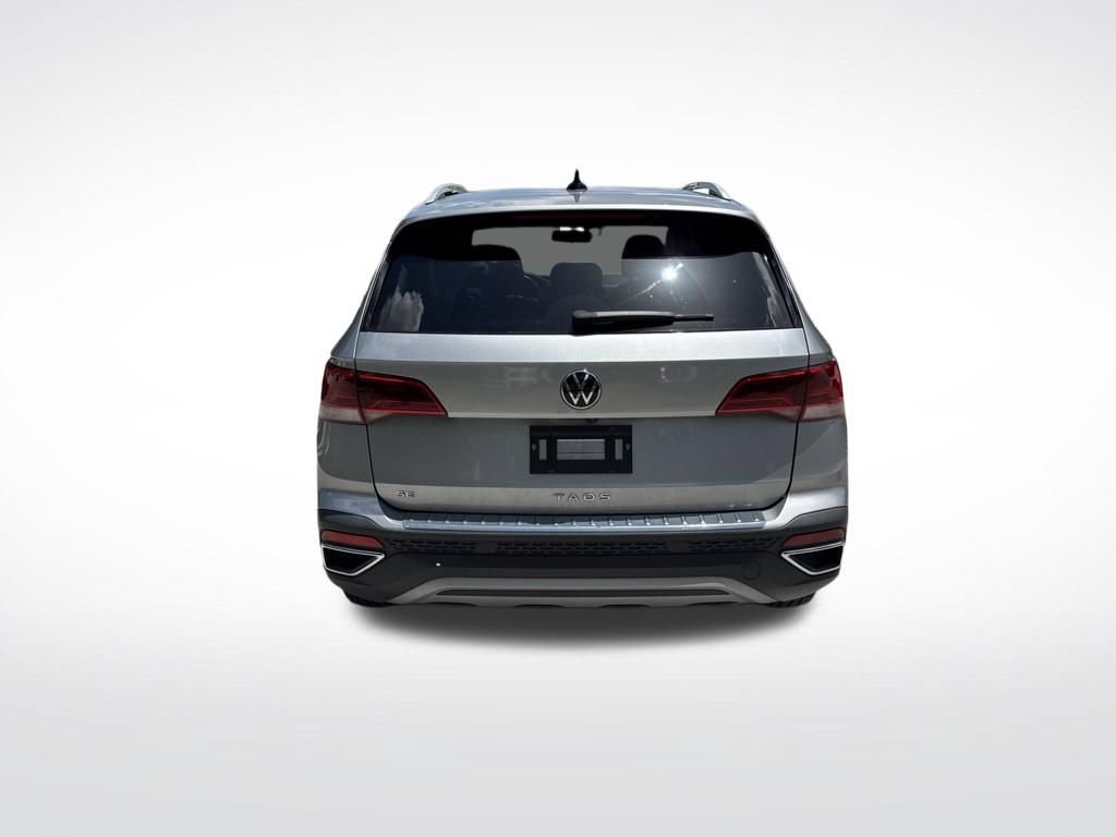Used 2022 Volkswagen Taos SE FWD image 7