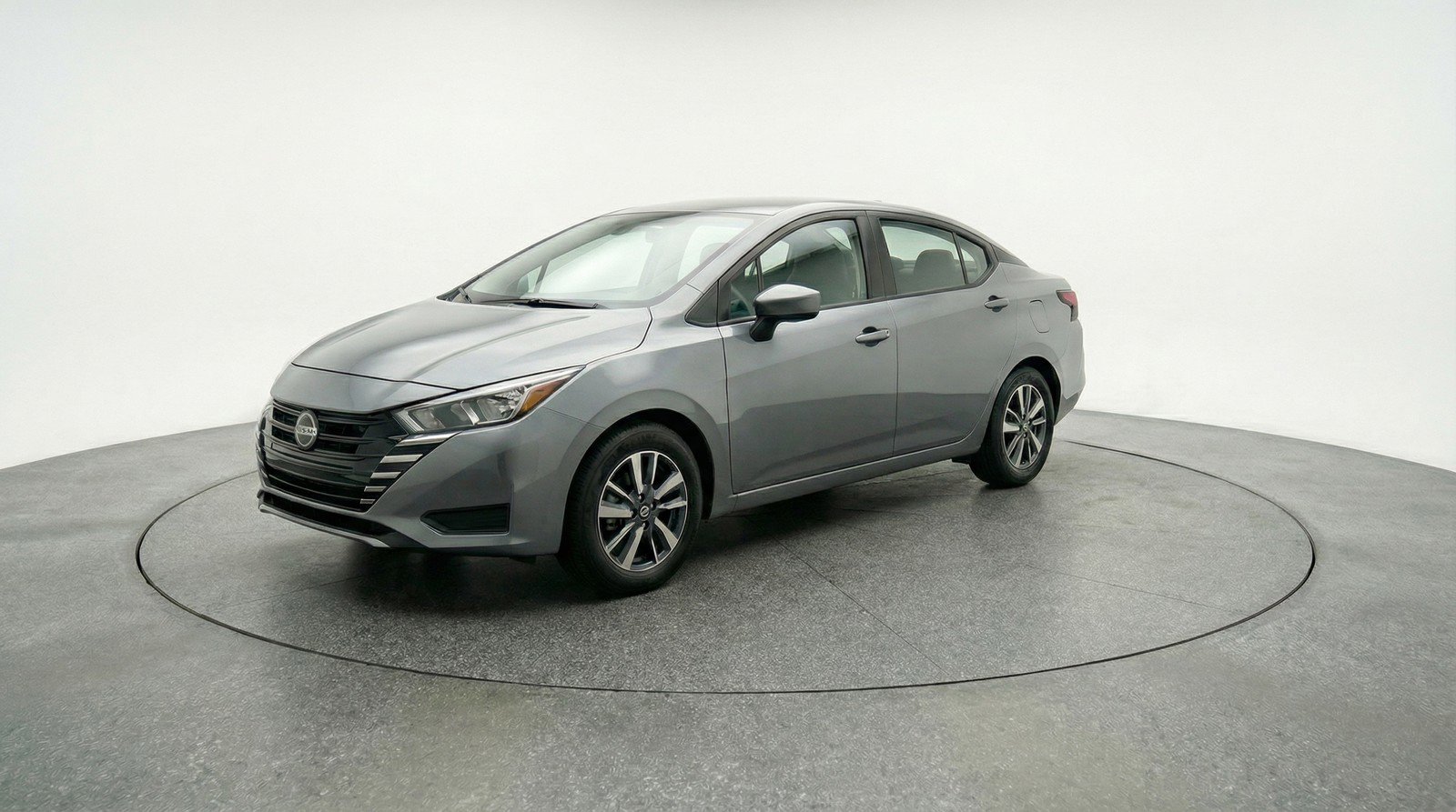 Used 2025 Nissan Versa SV image 3