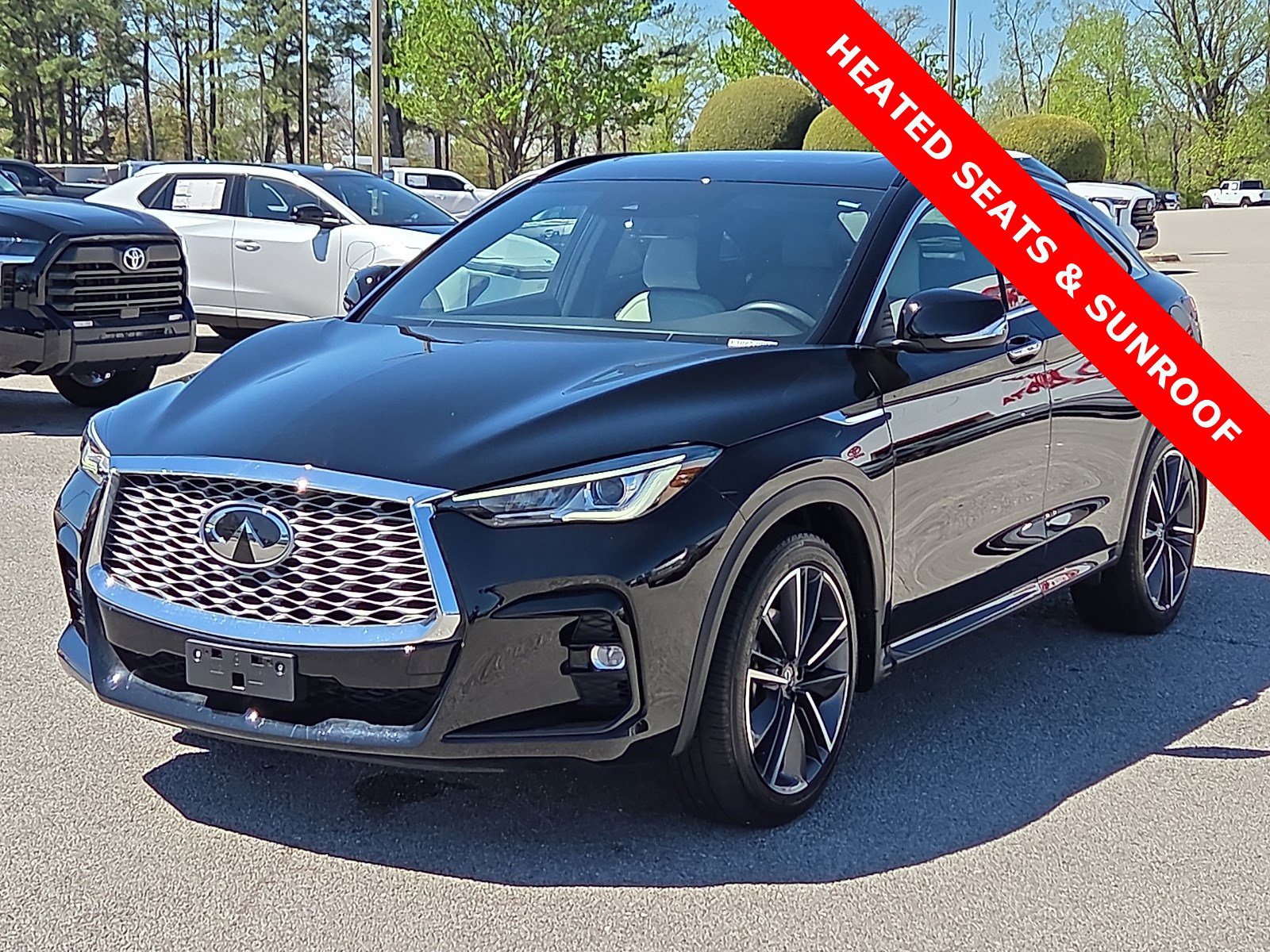 Used 2025 INFINITI QX55 Luxe w/ Cargo Package AWD/4WD image 2