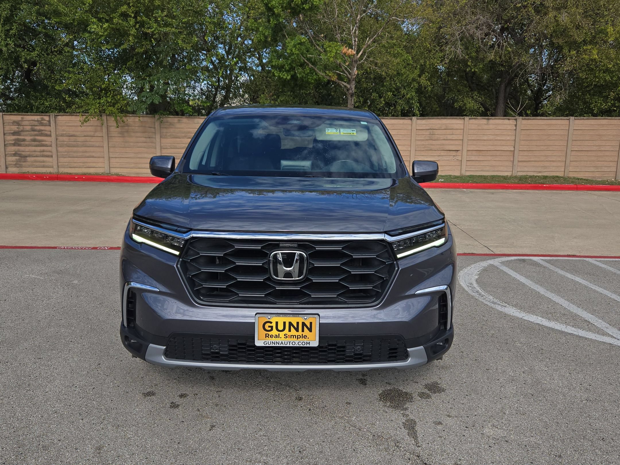 Used 2025 Honda Pilot EX-L image 8