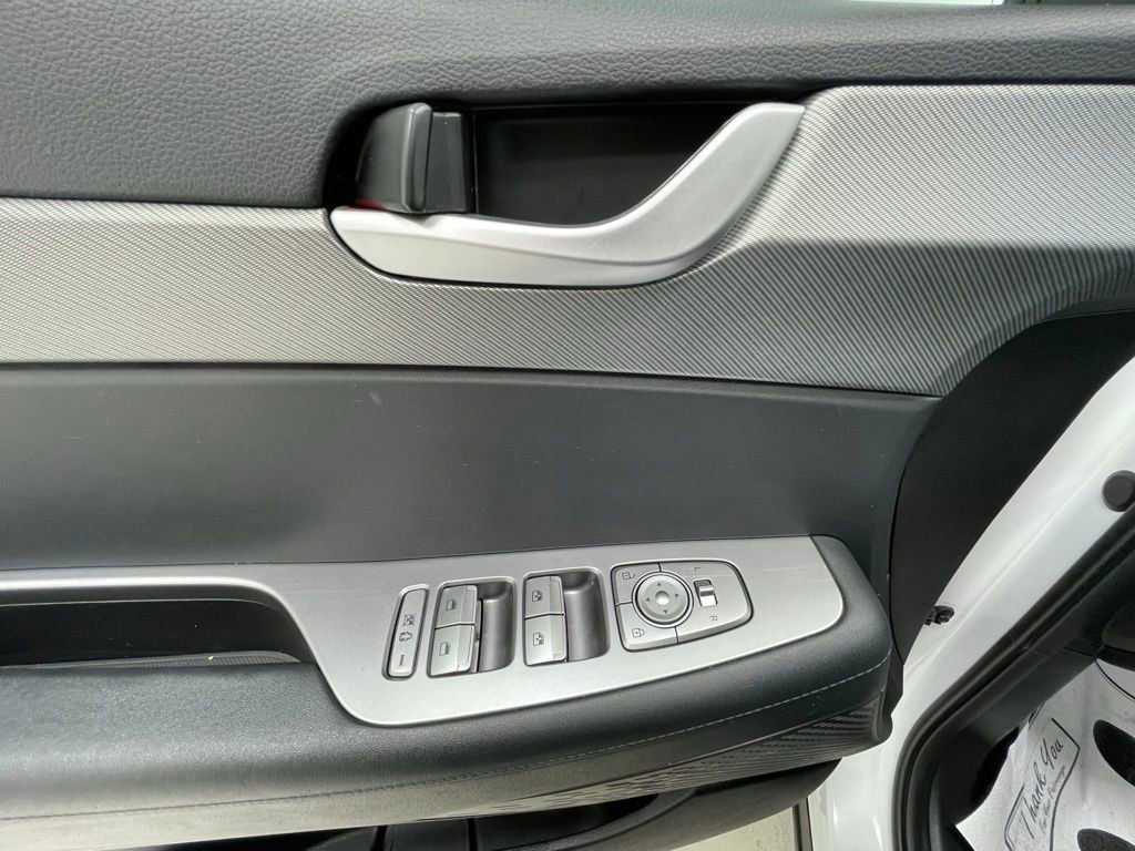 Used 2025 Hyundai Palisade SEL AWD/4WD image 15