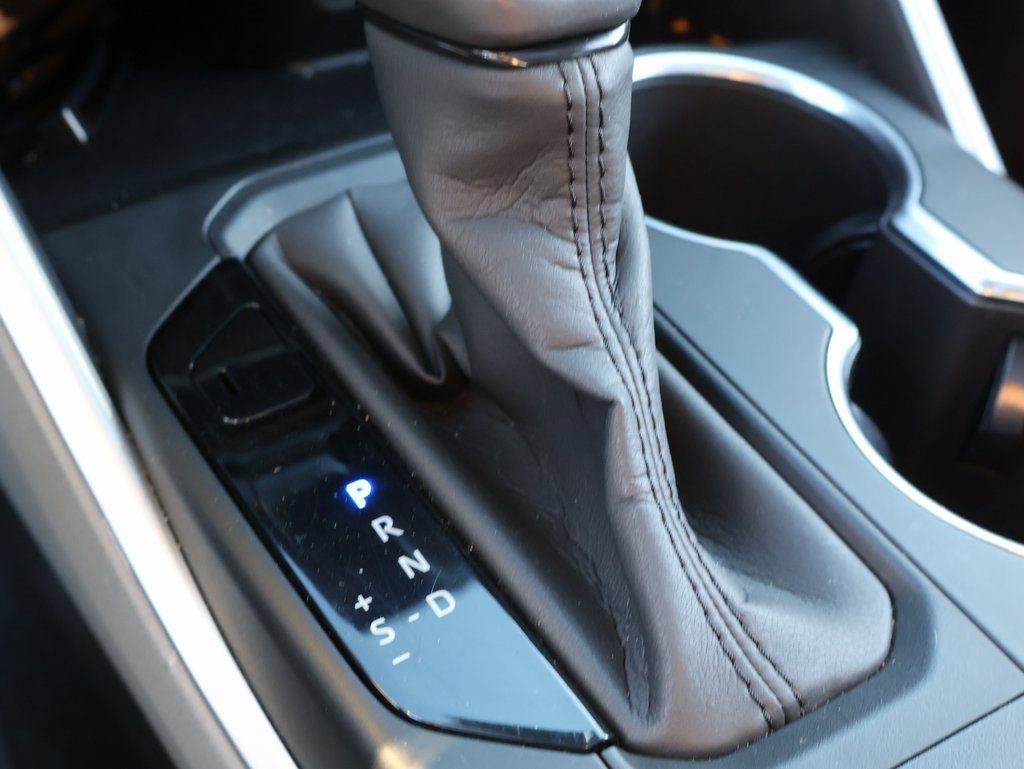 Used 2020 Toyota Highlander XLE image 30