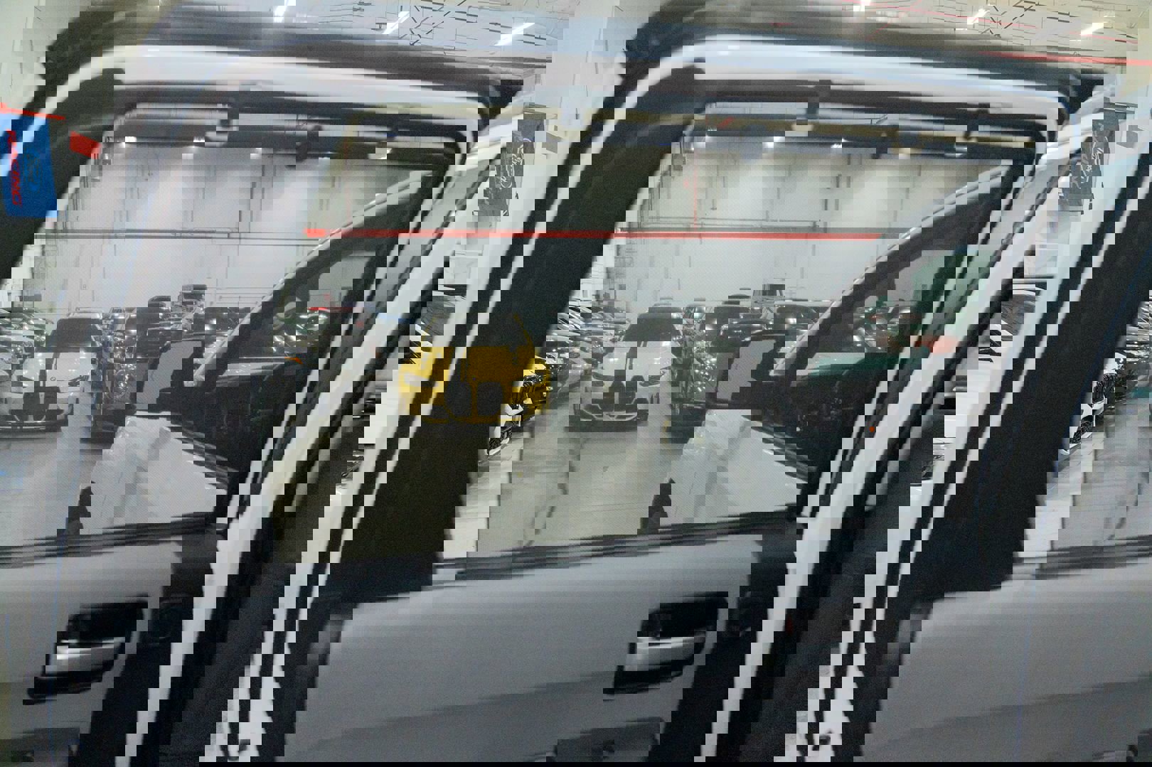 Used 2010 Toyota Sequoia Limited image 22