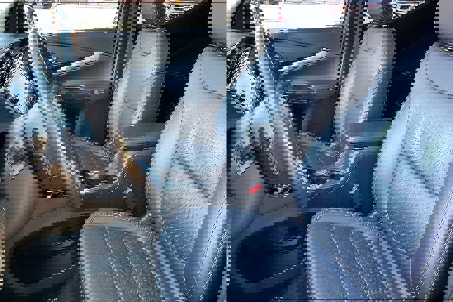 Used 2022 Chevrolet Bolt EUV Premier w/ Sun & Sound Package image 9