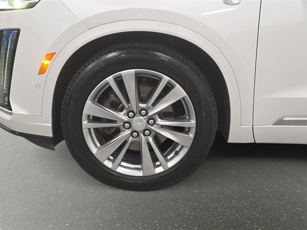 Used 2023 Cadillac XT6 Premium Luxury w/ Technology Package image 31