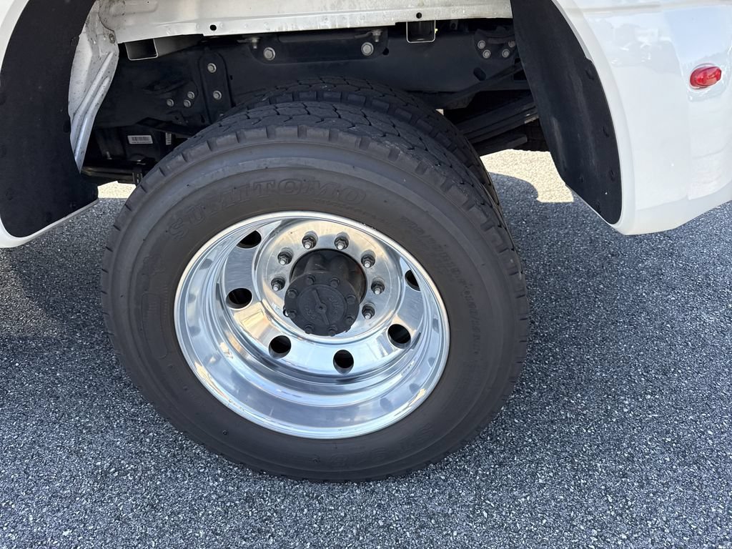 Used 2023 Ford F450 Lariat AWD/4WD image 18