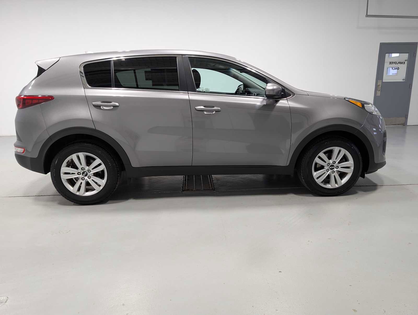 Used 2018 Kia Sportage LX FWD image 7