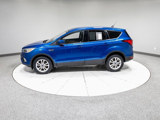 Used 2019 Ford Escape SE image 32