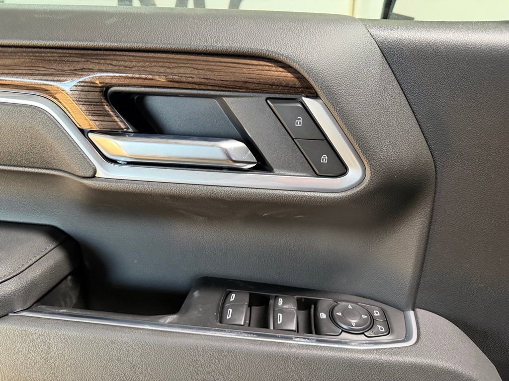 New 2026 Chevrolet Silverado 1500 LT w/ Z71 Off-Road Package image 12