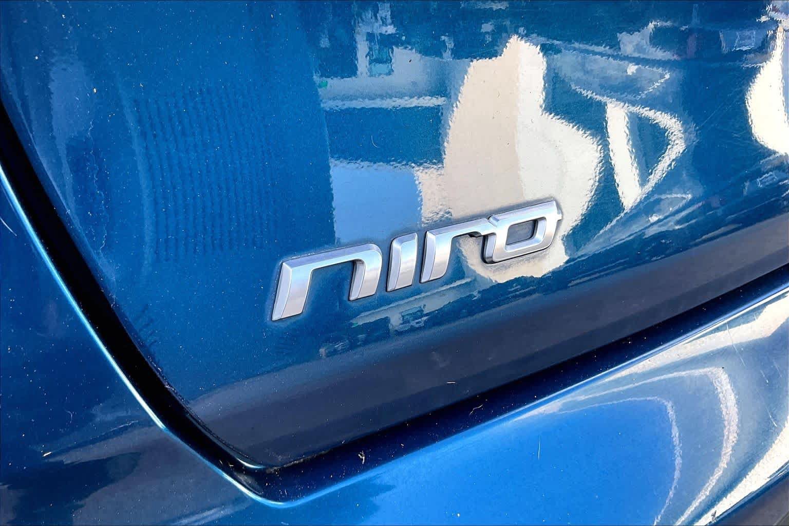 Used 2019 Kia Niro LX FWD image 30