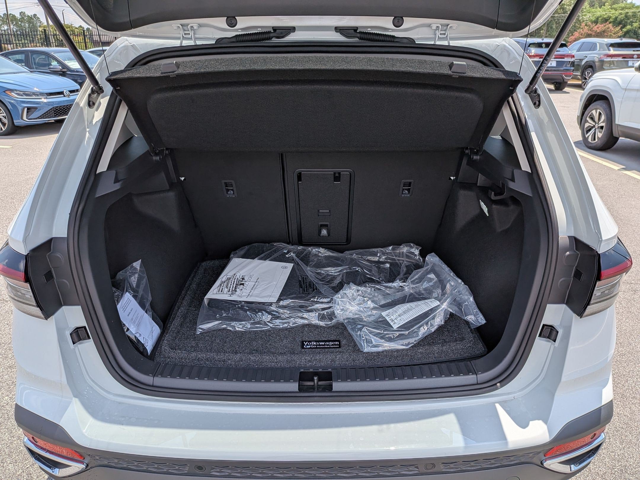 New 2026 Volkswagen Taos SEL AWD/4WD image 31