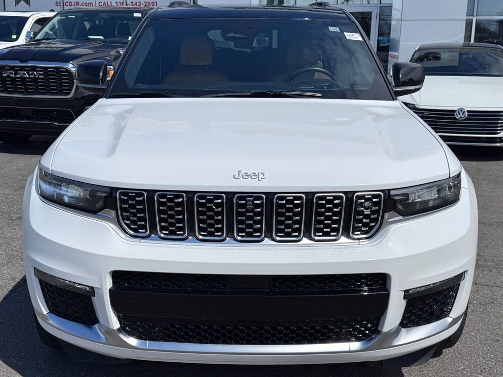 Certified 2024 Jeep Grand Cherokee L Summit AWD/4WD image 2