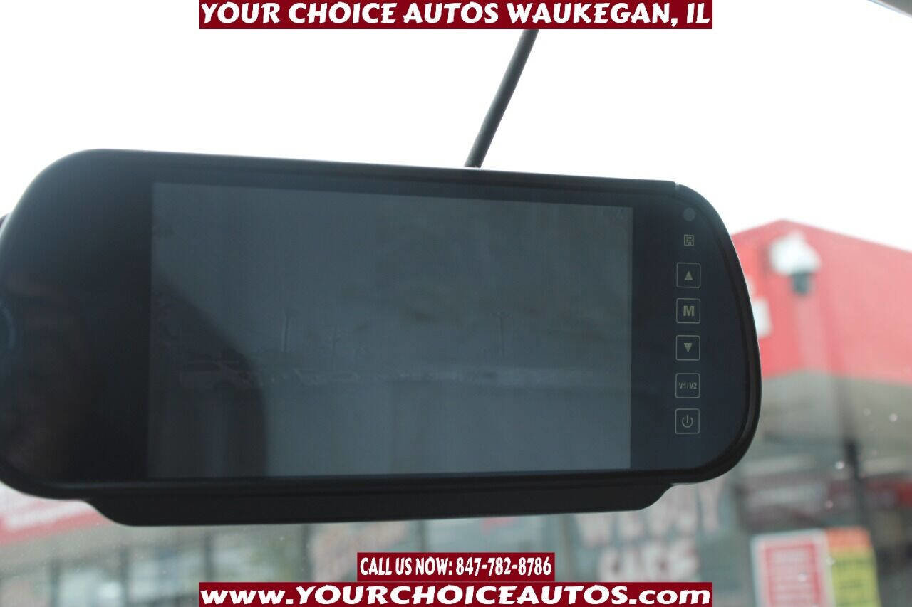 Used 2012 Ford E-450 and Econoline 450 Super Duty image 15