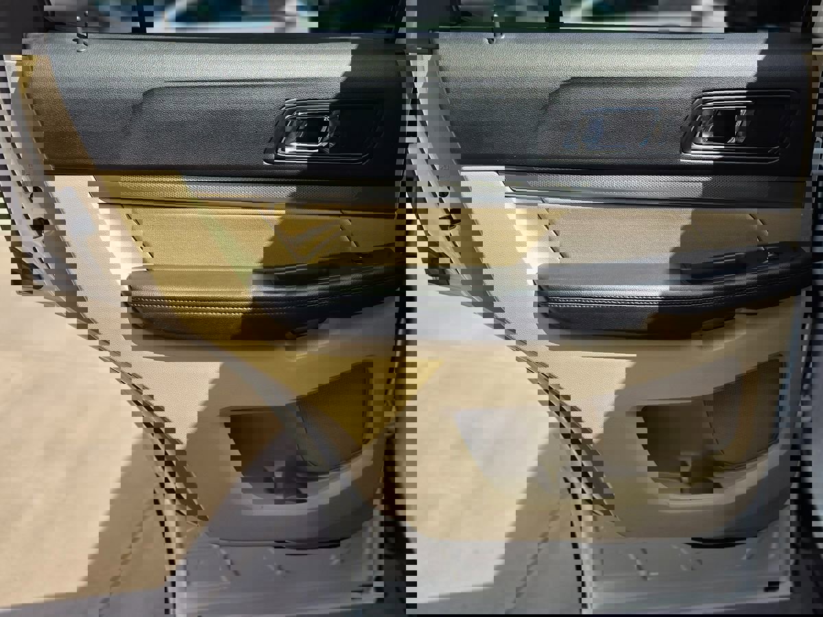 Used 2016 Ford Explorer FWD image 28