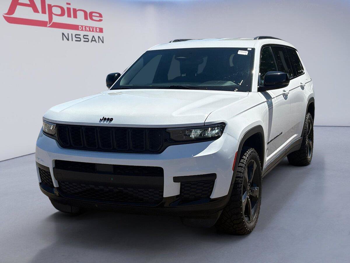 Used 2023 Jeep Grand Cherokee L Laredo AWD/4WD image 1